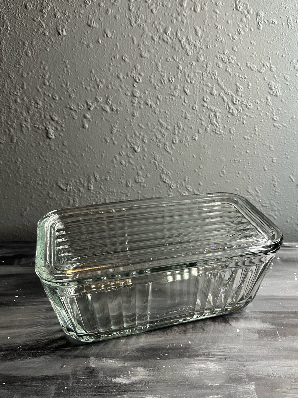 Vintage Anchor Hocking clear glass refrigerator dis with lid